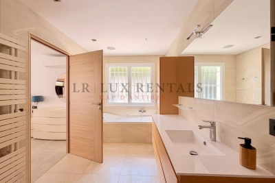 Villa à Antibes &agrave; louer à partir de 30 000 € / semaine, Photo 10
