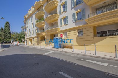 Appartement &agrave; vendre &agrave; HYÈRES  - 2 pi&egrave;ces - 42 m&sup2; 