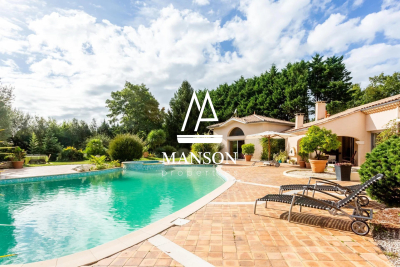 Maison &agrave; vendre &agrave; PESSAC  - 14 pi&egrave;ces - 301 m&sup2; 