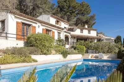 Maison &agrave; vendre &agrave; VALLAURIS La Maure-Super Cannes - 7 pi&egrave;ces - 207 m&sup2; 