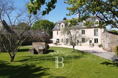 Maison &agrave; vendre &agrave; SUCÉ-SUR-ERDRE Malakoff - 18 pi&egrave;ces - 577 m&sup2; 