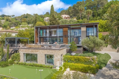 House for sale in CANNES  - 9 rooms - 500 m&sup2; 