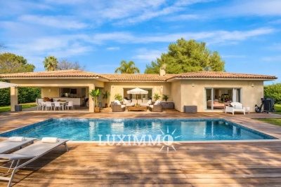 Villa à Mougins &agrave; louer à partir de 16 000 € / semaine, Photo 1