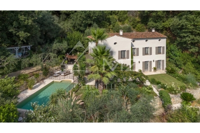 Maison &agrave; vendre &agrave; CABRIS  - 7 pi&egrave;ces - 304 m&sup2; 