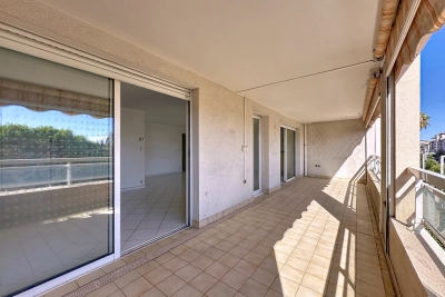 Apartment for sale in CANNES-LA-BOCCA Ciappes-Fossan - 4 rooms - 105 m&sup2; 