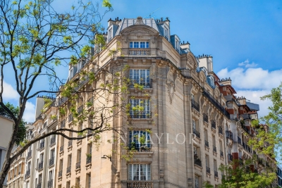 Appartement &agrave; vendre &agrave; PARIS 15EME Saint-Lambert 1 - 6 pi&egrave;ces - 184 m&sup2; 
