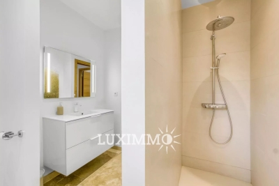 Villa à Mougins &agrave; louer à partir de 16 000 € / semaine, Photo 12