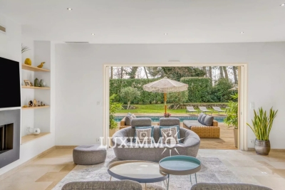 Villa à Mougins &agrave; louer à partir de 16 000 € / semaine, Photo 4
