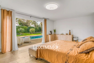 Villa à Mougins &agrave; louer à partir de 16 000 € / semaine, Photo 7