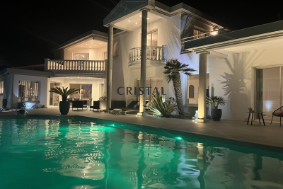 Maison &agrave; vendre &agrave; VAUX SUR MER  - 6 pi&egrave;ces - 267 m&sup2; 