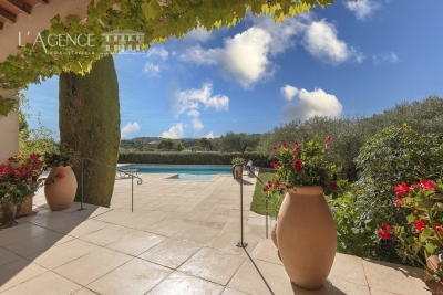 Maison &agrave; vendre &agrave; MEYREUIL  - 6 pi&egrave;ces - 180 m&sup2; 