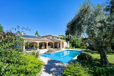 Maison &agrave; vendre &agrave; CABRIES  - 6 pi&egrave;ces - 230 m&sup2; 
