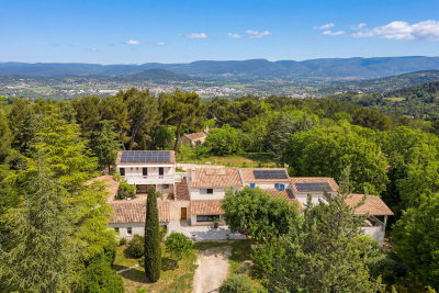 Maison &agrave; vendre &agrave; APT  - 14 pi&egrave;ces - 447 m&sup2; 