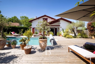 Maison &agrave; vendre &agrave; ASCAIN  - 6 pi&egrave;ces - 197 m&sup2; 