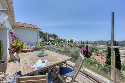Appartement &agrave; vendre &agrave; CARQUEIRANNE  - 4 pi&egrave;ces - 105 m&sup2; 