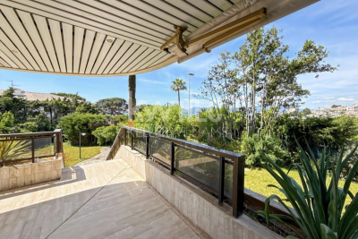 Appartement &agrave; vendre &agrave; CANNES  - 8 pi&egrave;ces - 270 m&sup2; 
