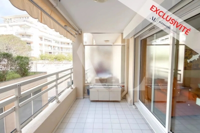 Appartement &agrave; vendre &agrave; GOLFE JUAN  - 2 pi&egrave;ces - 47 m&sup2; 