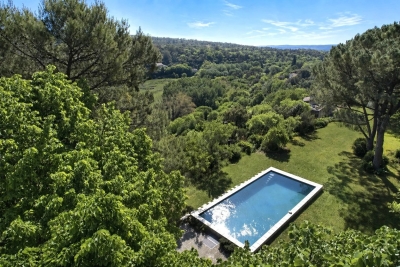 Maison &agrave; vendre &agrave; immobilier UZÈS  - 7 pi&egrave;ces - 246 m&sup2; 