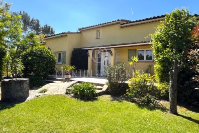 Maison &agrave; vendre &agrave; VALBONNE  - 6 pi&egrave;ces - 230 m&sup2; 
