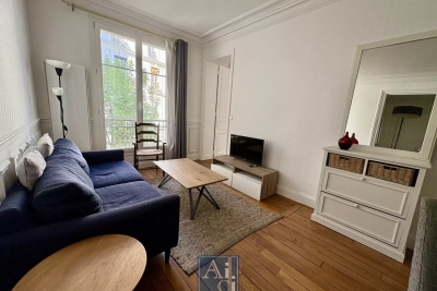 Appartement &agrave; louer &agrave; PARIS 7EME Ecole Militaire - 2 pi&egrave;ces - 42 m&sup2; 