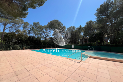 Appartement &agrave; vendre &agrave; ST-AYGULF  - 2 pi&egrave;ces - 30 m&sup2; 