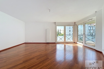 Appartement &agrave; vendre &agrave; BORDEAUX  - 3 pi&egrave;ces - 68 m&sup2; 