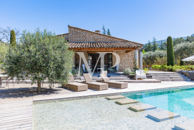 Villa à Ménerbes &agrave; louer à partir de 4 500 € / semaine, Photo 1