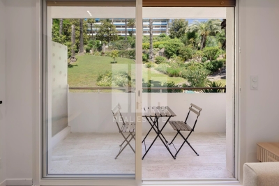 Appartement &agrave; vendre &agrave; VALLAURIS  - 1 pi&egrave;ces - 19 m&sup2; 