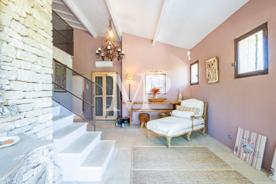 Villa à Gordes &agrave; louer à partir de 5 300 € / semaine, Photo 12