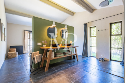 Villa à Ménerbes &agrave; louer à partir de 4 500 € / semaine, Photo 16