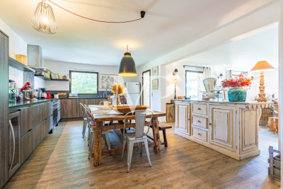 Villa à Gordes &agrave; louer à partir de 5 300 € / semaine, Photo 17