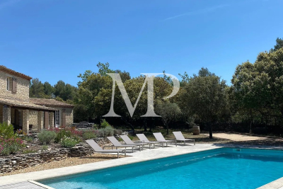 Villa à Goult &agrave; louer à partir de 4 574 € / semaine, Photo 2