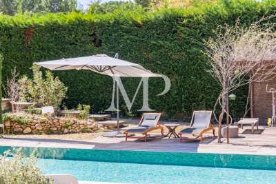 Villa à Ménerbes &agrave; louer à partir de 4 500 € / semaine, Photo 3