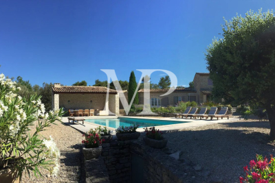 Villa à Goult &agrave; louer à partir de 4 574 € / semaine, Photo 4