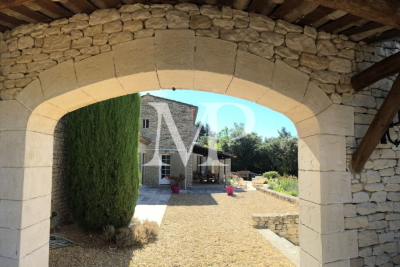 Villa à Goult &agrave; louer à partir de 4 574 € / semaine, Photo 8
