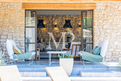 Villa à Ménerbes &agrave; louer à partir de 4 500 € / semaine, Photo 8