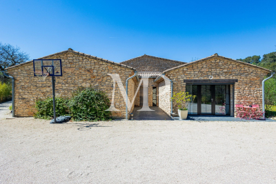 Villa à Ménerbes &agrave; louer à partir de 4 500 € / semaine, Photo 9