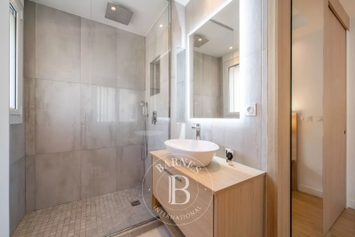 Appartement à Cannes &agrave; louer à partir de 4 500 € / semaine, Photo 9
