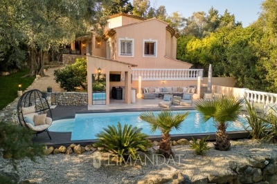 Maison &agrave; vendre &agrave; LE CANNET  - 5 pi&egrave;ces - 313 m&sup2; 