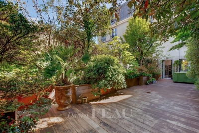 Appartement &agrave; vendre &agrave; PARIS 8EME  - 8 pi&egrave;ces - 190 m&sup2; 