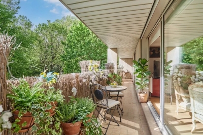 Appartement &agrave; vendre &agrave; NEUILLY SUR SEINE  - 5 pi&egrave;ces - 191 m&sup2; 