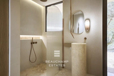 Villa à Mougins &agrave; louer à partir de 16 000 € / semaine, Photo 18