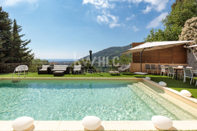 Maison &agrave; vendre &agrave; MENTON Nice-Nord-Saqui - 6 pi&egrave;ces - 267 m&sup2; 