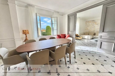 Appartement &agrave; vendre &agrave; CANNES  - 5 pi&egrave;ces - 157 m&sup2; 