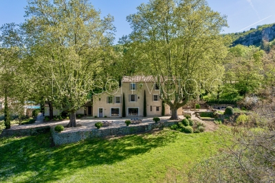 Maison &agrave; vendre &agrave; SAIGNON   - 430 m&sup2; 