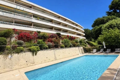 Appartement &agrave; vendre &agrave; LE CANNET  - 4 pi&egrave;ces - 140 m&sup2; 
