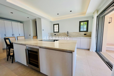 Villa à Gassin &agrave; louer à partir de 18 000 € / semaine, Photo 12