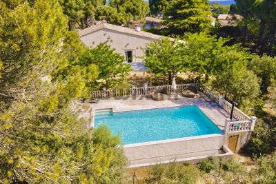 Maison &agrave; vendre &agrave; CASTILLON-DU-GARD  - 4 pi&egrave;ces - 135 m&sup2; 