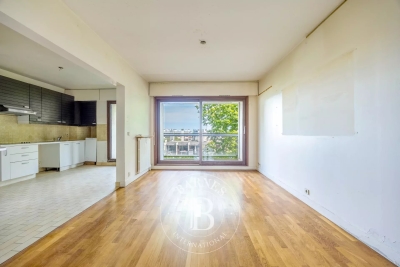 Appartement &agrave; vendre &agrave; ST CLOUD  - 5 pi&egrave;ces - 142 m&sup2; 