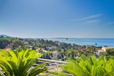 Appartement &agrave; vendre &agrave; CANNES  - 3 pi&egrave;ces - 100 m&sup2; 